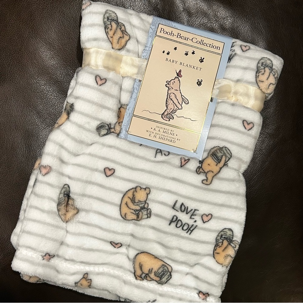 Classic Winnie the Pooh Baby Blanket